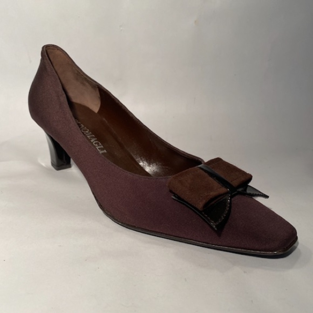 Bruno Magli Dark Brown Pumps - Size 6.5M